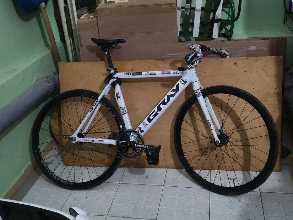 Fixed gear gray f10