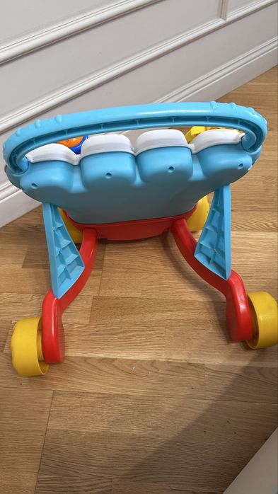 Толокар Chicco в отличном состоянии