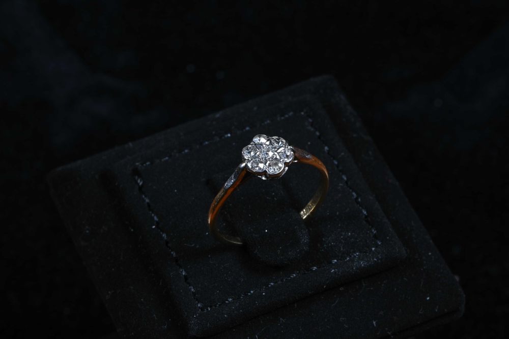 Пръстен Злато 750 и Платина, 7 Диаманта , 0.28 карата, Размер 53