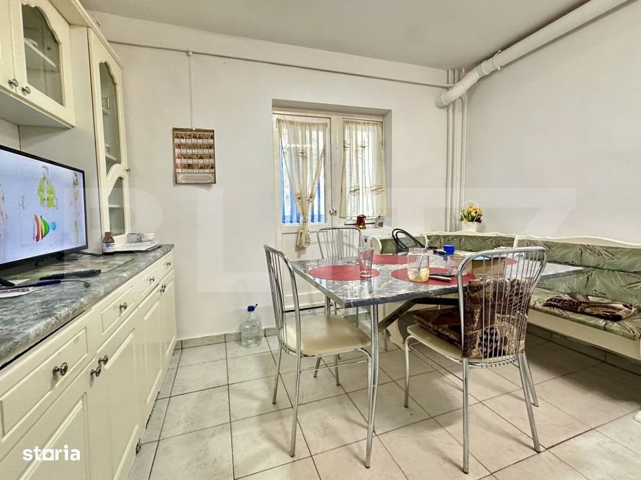 Apartament 4 camere, 82 mp, parter inalt, zona Lipovei