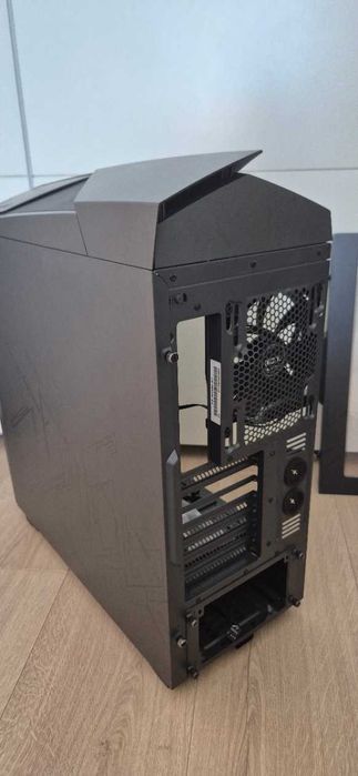 NZXT ROG Noctis 450