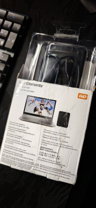 HDD extern WD Elements 2TB USB 3.0 – SMART Good – cu cutie