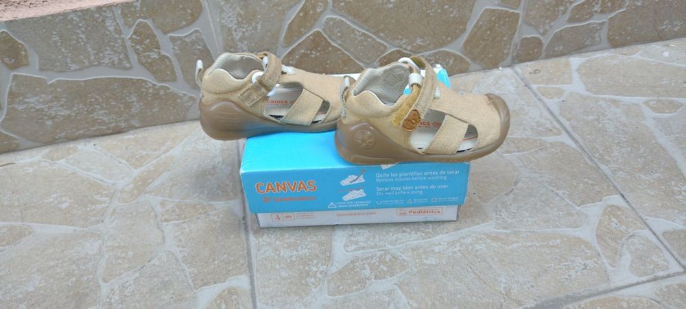 Biomecanics 19 unisex sandale