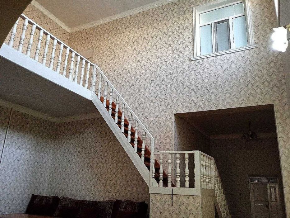 УрДУ рупарасида 2 каватли ховли жой сотилади(450м2)тайер бизнеси бн.