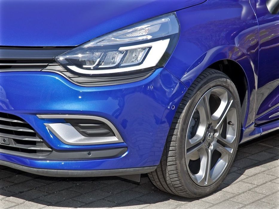 Renault Clio O masina frumoasa de familie cu copii mici