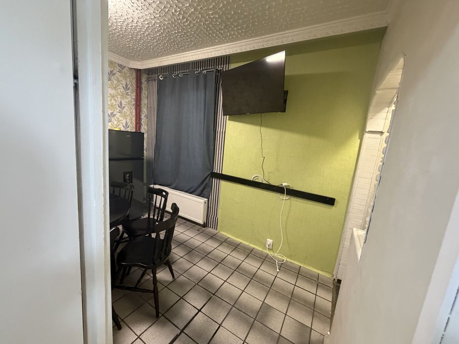 Дава се под наем Двустаен апартамент в Плевен, Сторгозия - 78 кв.м за 278.97 € - Снимка #9