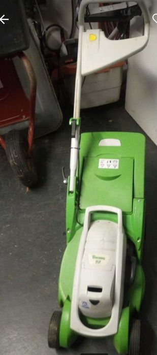 Лека акумулаторна косачка Viking MA339C (Stihl RMA339) за AP батерия