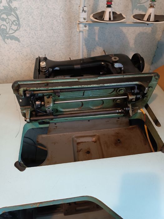 Швейная машина производственная