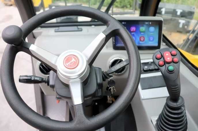 TELEHANDLER Телескопический погрузчик T-3507