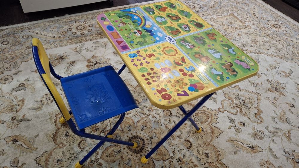 Набор стол и стул