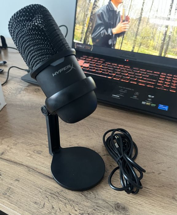 Микрофон hyperx solocast в идеальном состоянии