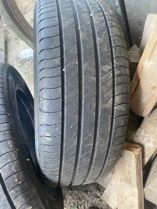 2 buc Volvo + cauciucuri vara 215/55/18 Michelin