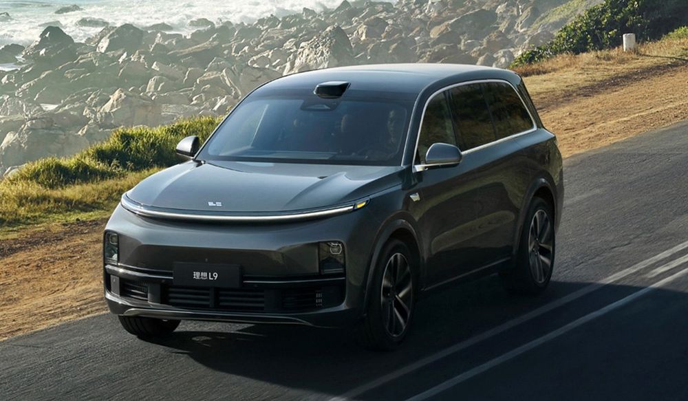 Lixiang L7  L9 Ultra (до рейсталинг) 2025
Цвет: чёрный на чёрном -US