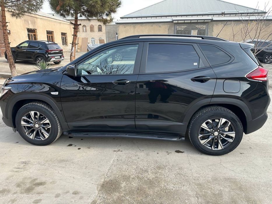 Tracker 2 sotiladi. Продается Трекер 2