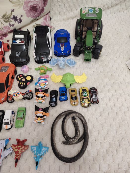 Jucarii copii baieti