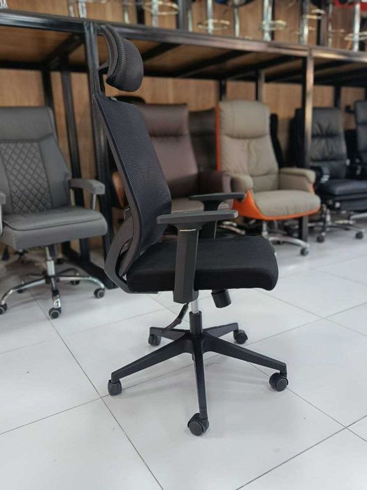 Кресло для офиса и дома  - STRONGER