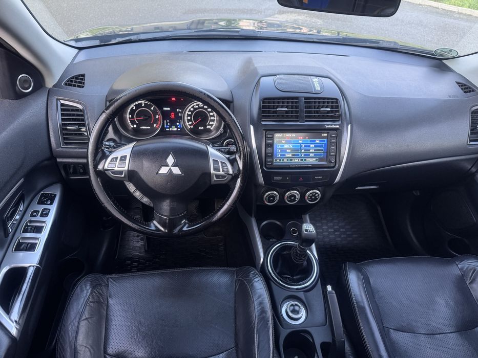 Mitsubishi ASX 4x4 1.8 diesel 2011 full