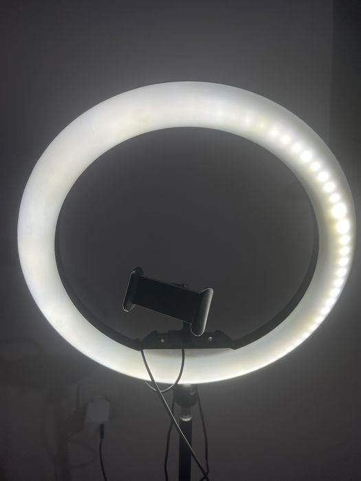 Кольцевая лампа