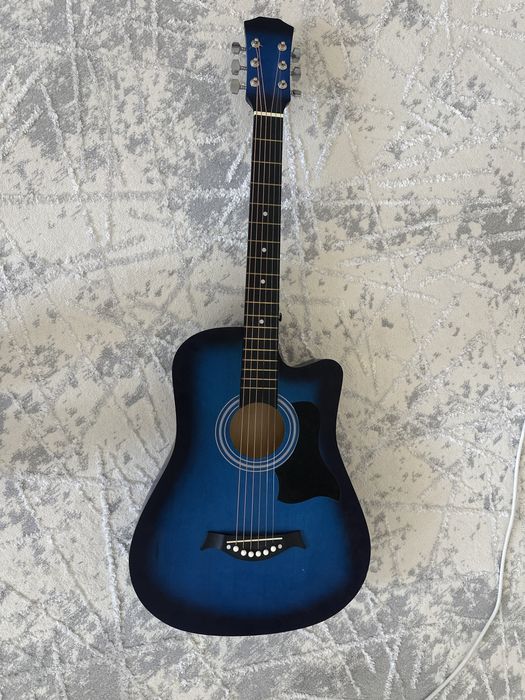 Гитара акустическая