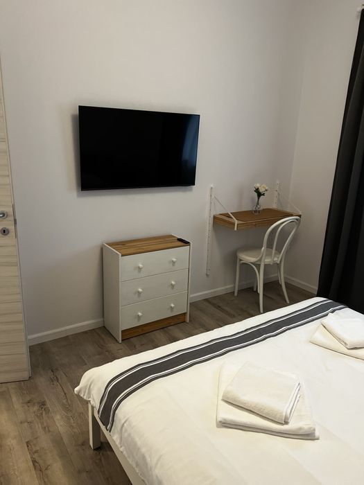 Inchiriez apartament 2 camere Mamaia nord
