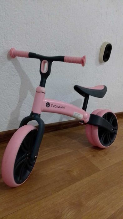 Колело за баланс Yvolution Velo Junior