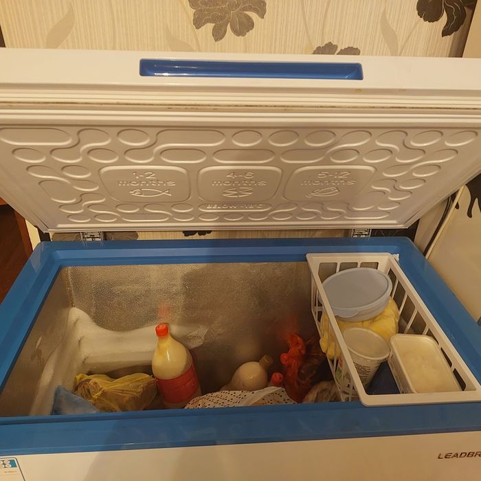 Продам морозильник