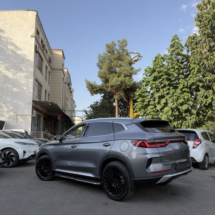 Byd song plus AWD gibrid