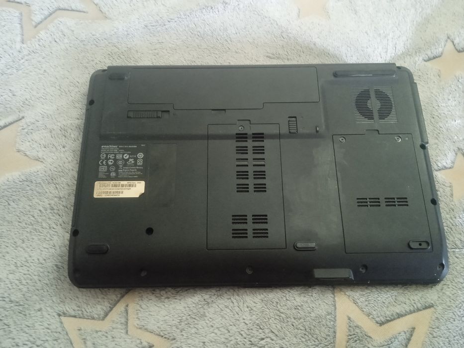 Ноутбук emachines