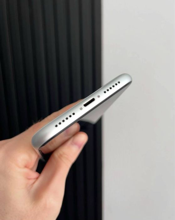 iPhone xr без ремонта ремонт кормеген