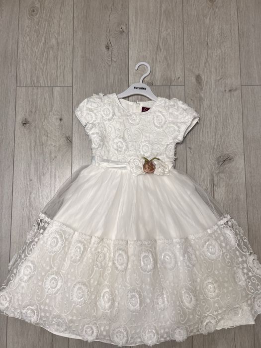 Продам детское платье