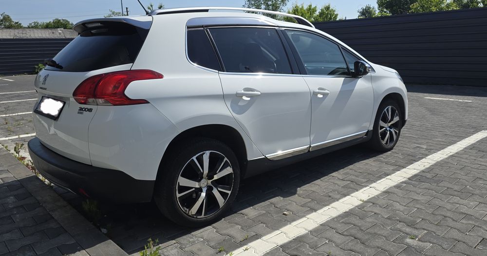 Peugeot 2008 1.6 diesel -an fabricație 2014