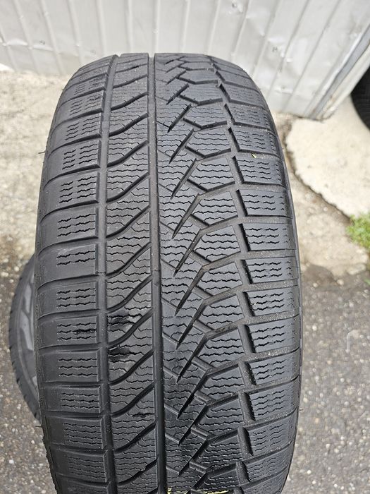 De vanzare anvelope 235 50 r19 m+s