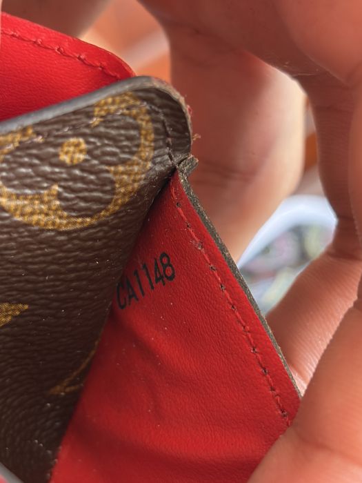 Оригинално дамско портмоне Louis Vuitton