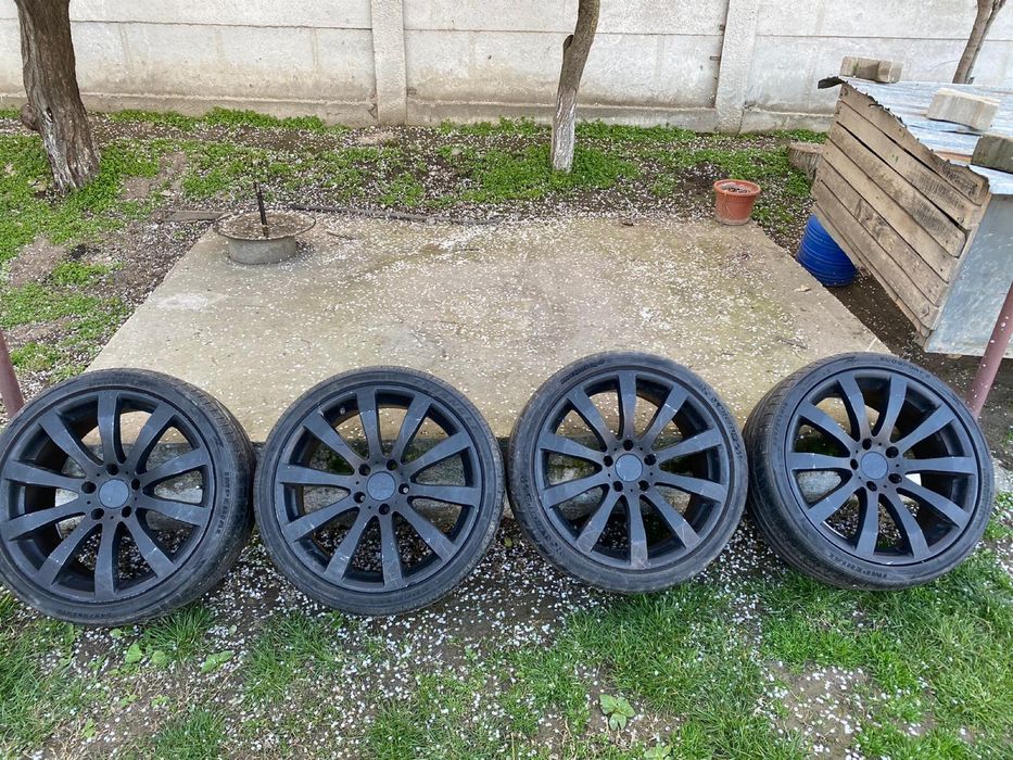Vând set complet jante + cauciucuri pe 19” – design sport, negru mat