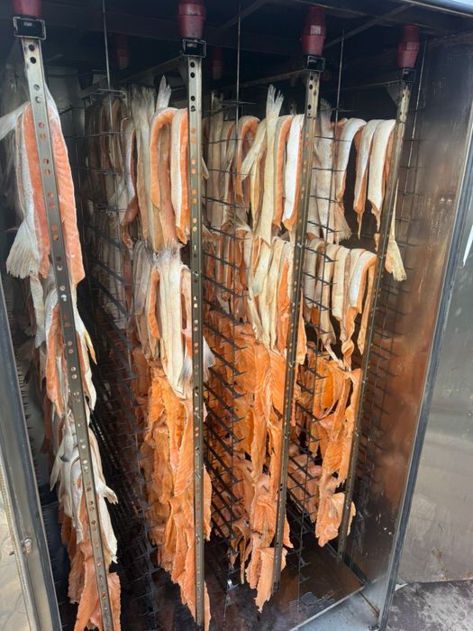 Семга копченая малосольная и копченная , сур набор