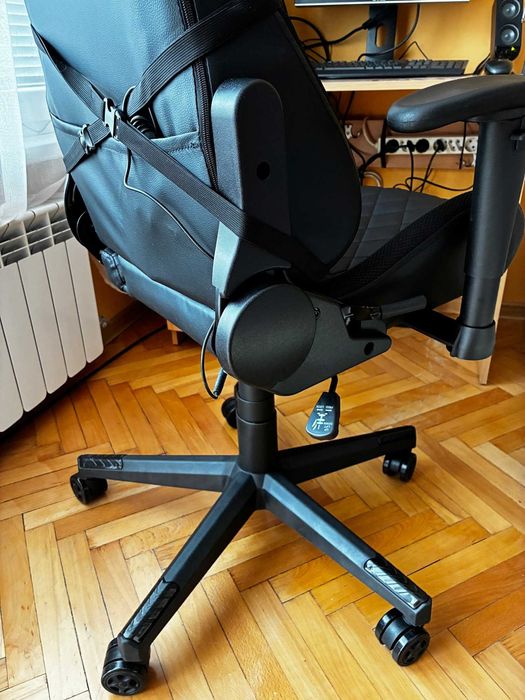 НОВ Геймърски стол - Светещ с дистанционно