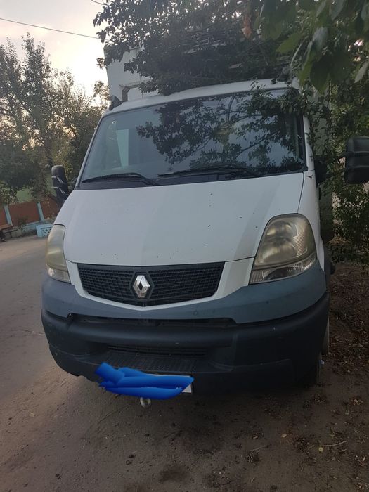 Dezmembrez Renault mascott 3000 cm 2008