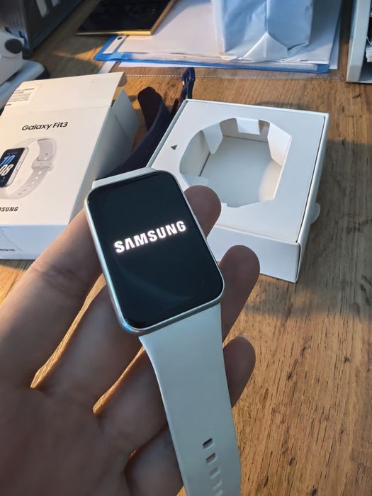 Samsung galaxy fit 3