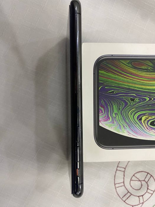 Айфон xs 64, батарейка 75%