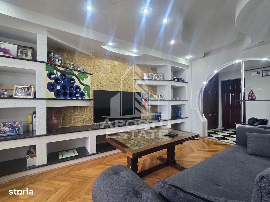 Apartament 3 camere decomandat, etaj 4/4 negociabil