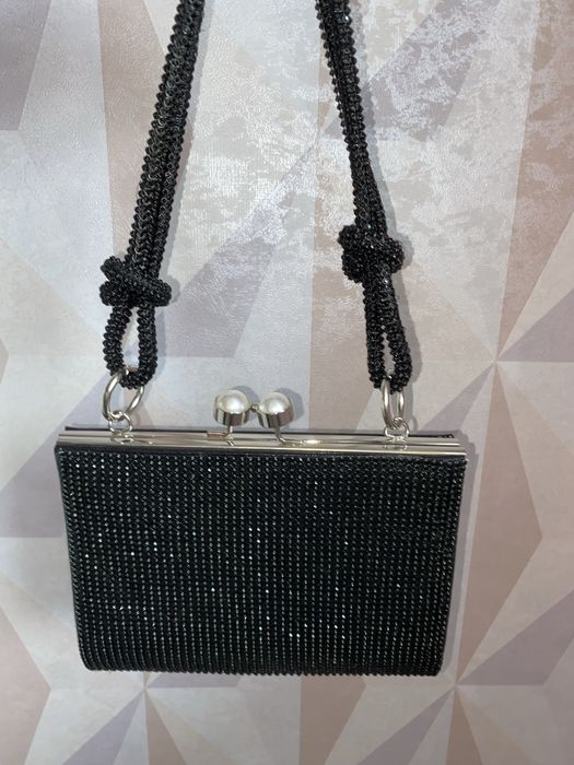 Мини черна чанта
