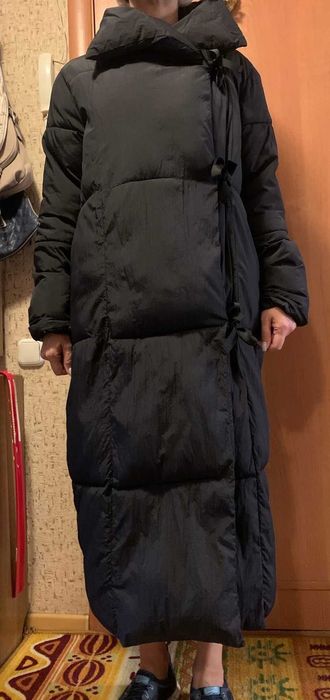 Зимний длинный пуховик