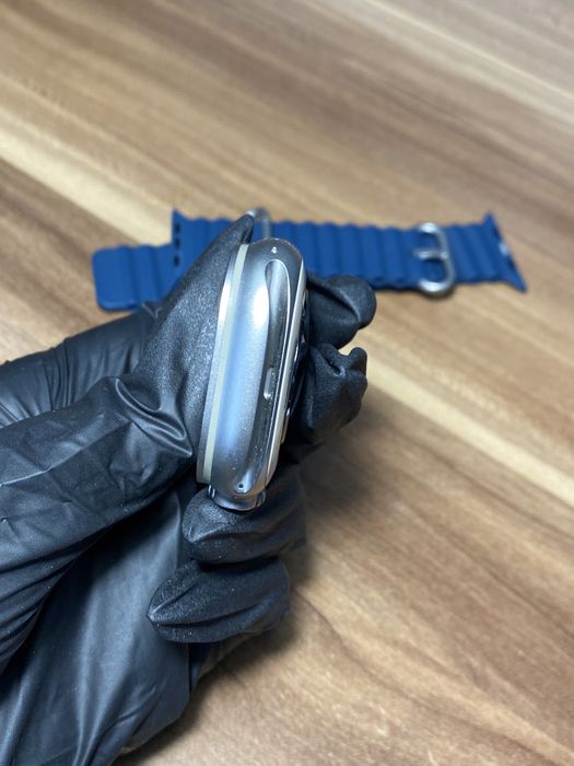 Apple Watch Ultra / 49 mm / Graphite