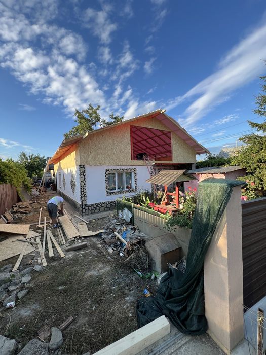Firma pentru acoperisuri si reparati Bilka