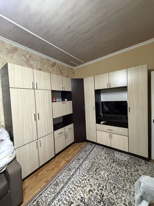 Срочно продаю стенку