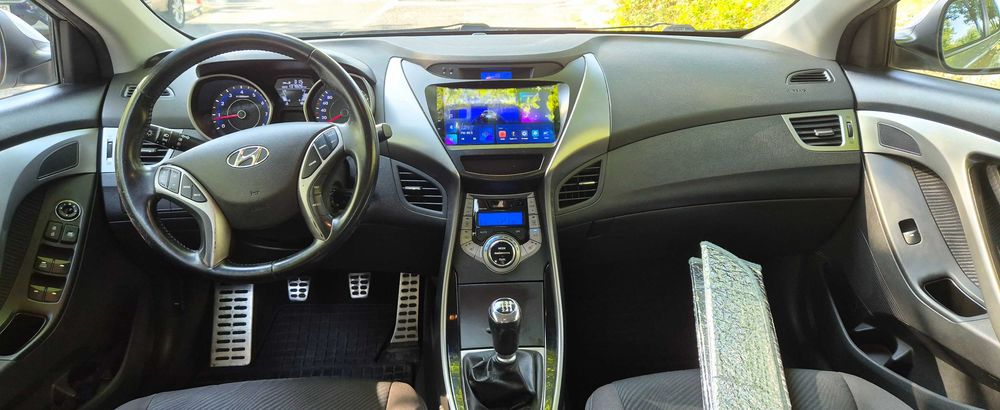 De vanzare Hyundai Elantra