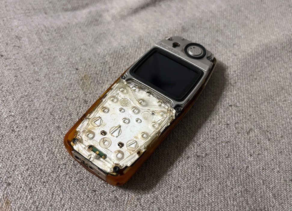 Nokia 3510 original Made in Hungary pentru piese incomplet