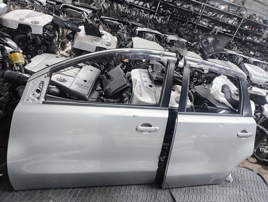 Nissan Note дверь крышка багажника