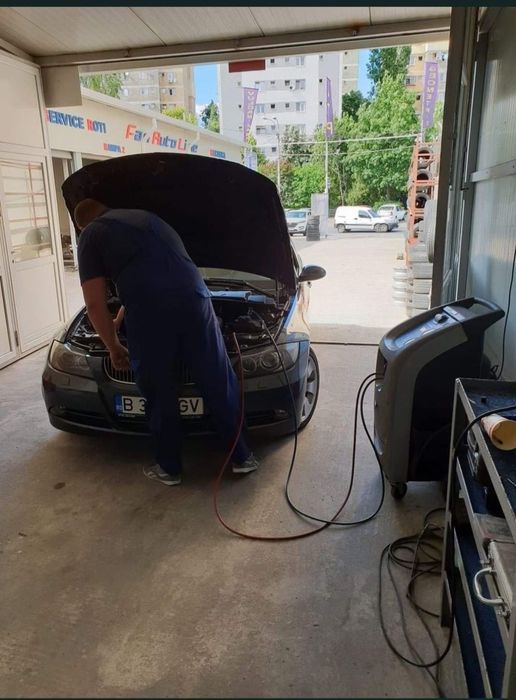 Incarcare freon auto