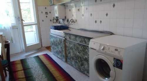 Дава се под наем Едностаен апартамент в Бургас, Център - 89 кв.м за 225 € - Снимка #1